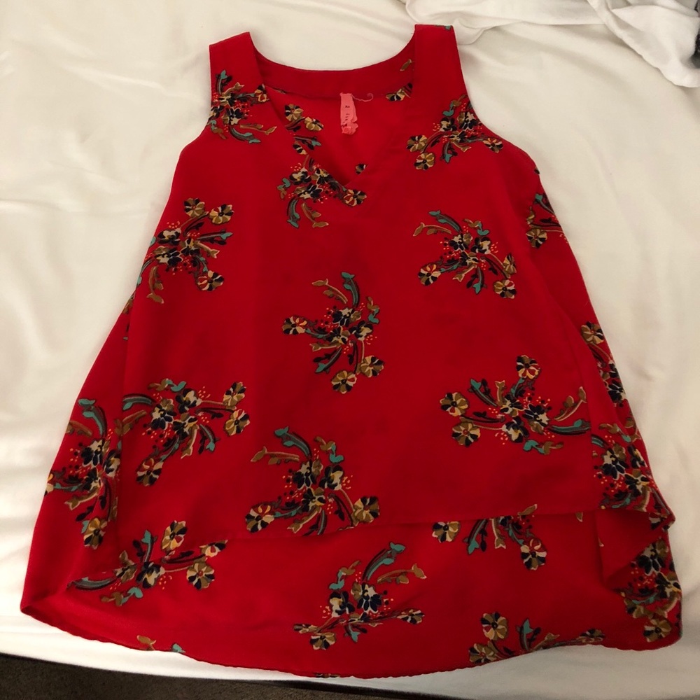 Red printed high low shirt
